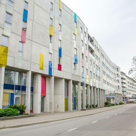 Harbour Hub Hostel Tallinn Bagian luar foto